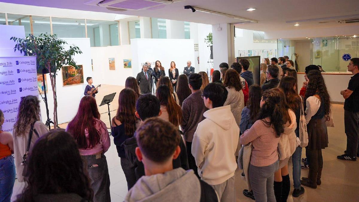 “Relato breve”, del artista José Manuel de Hita y “Desdibujando límites”, a cargo de los alumnos del Bachillerato