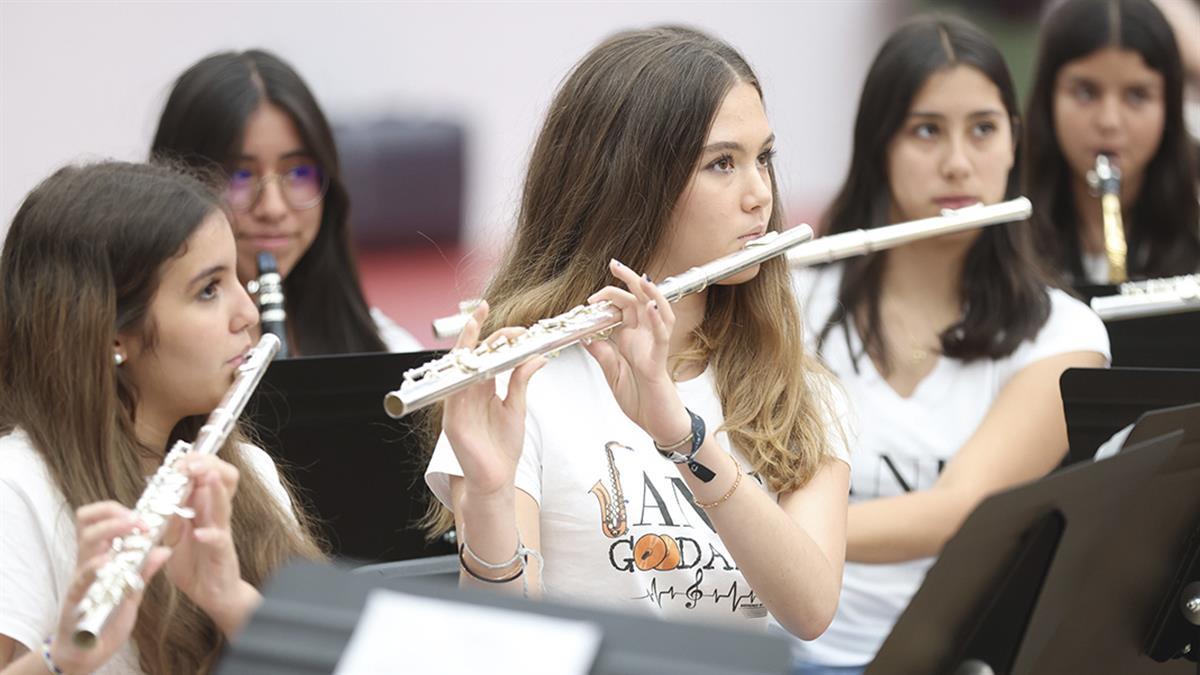 Más de 300 alumnos de 10 centros de Secundaria participaron en el encuentro
