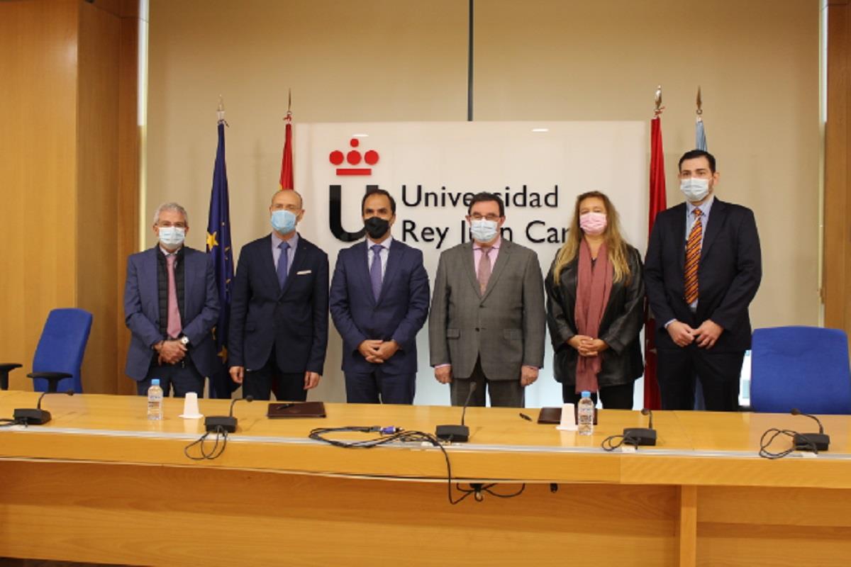 Este convenio dotara a la Clinica Universitaria de recursos en condiciones economicas especiales