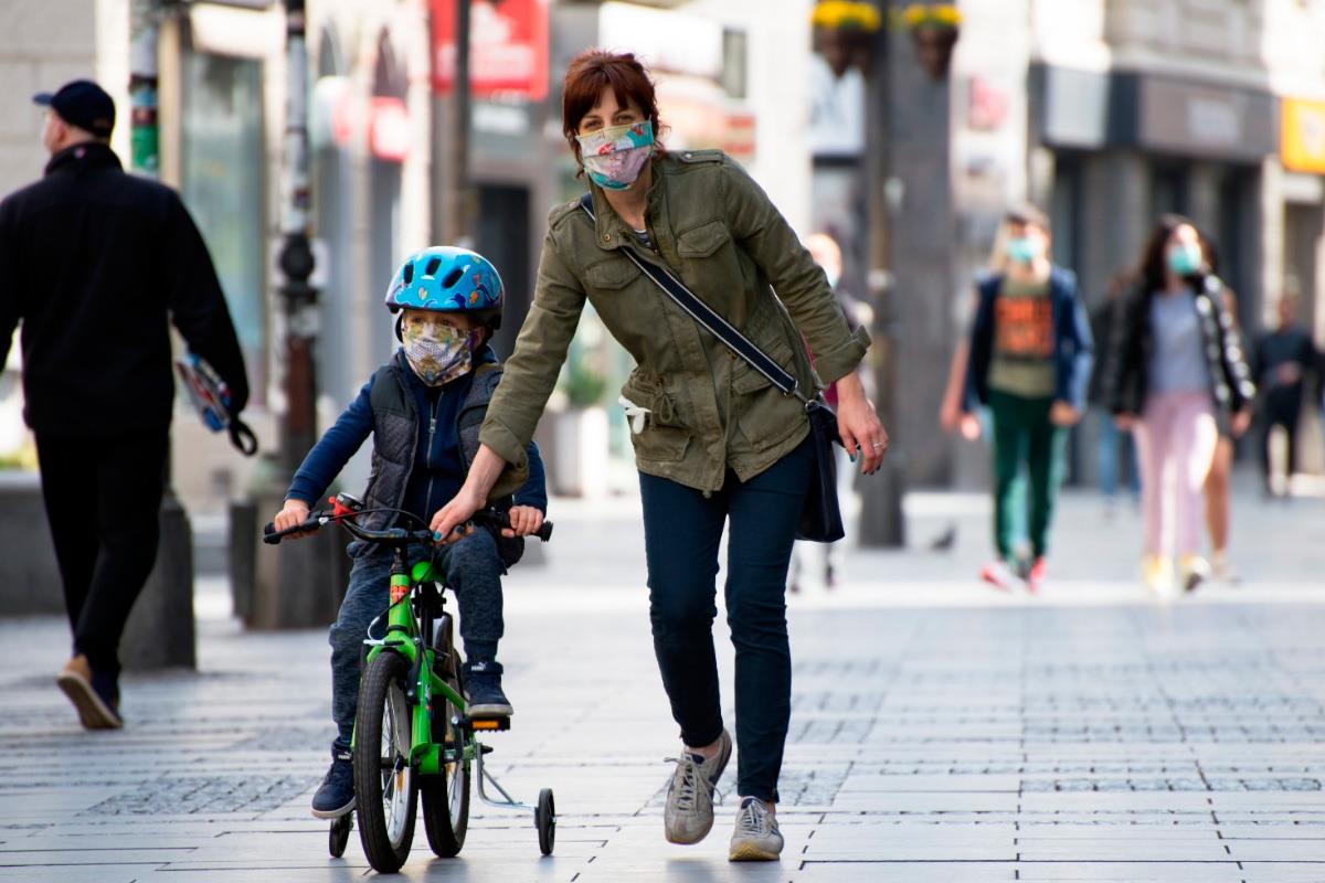 Además, se han desmentido los rumores de un confinamiento domiciliario generalizado en noviembre