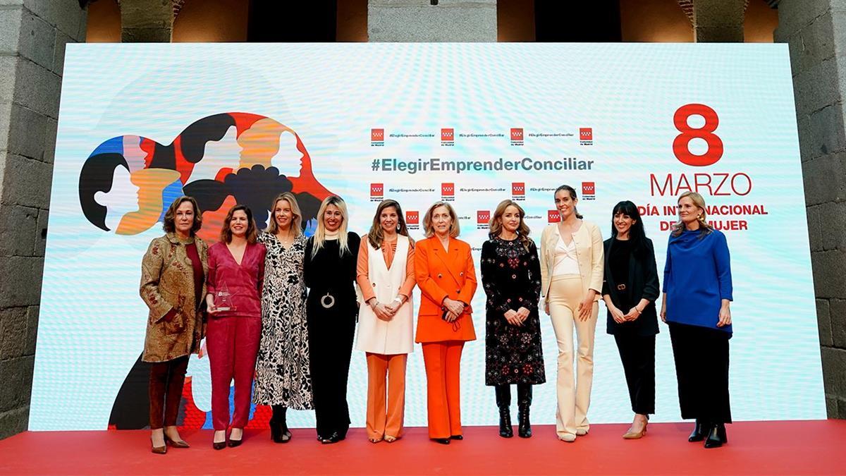 Seis mujeres y una empresa han recibido los Reconocimientos 8 de Marzo por su trayectoria y relevancia en distintos ámbitos de la sociedad