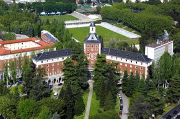 Lee toda la noticia 'La Comunidad de Madrid destina 178.000 euros a la Universidad Complutense para asumir  gastos y costes de distrito único '