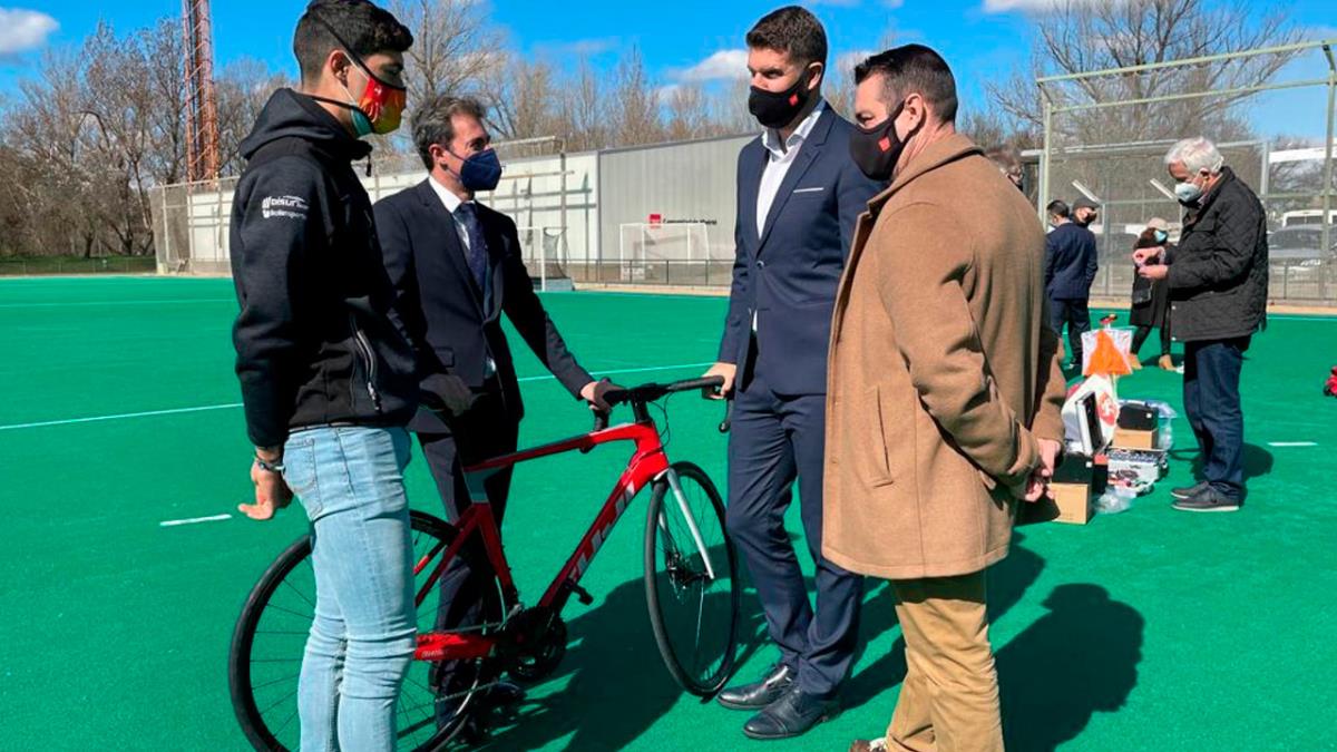 Este material alcanza un valor de 427.449 euros