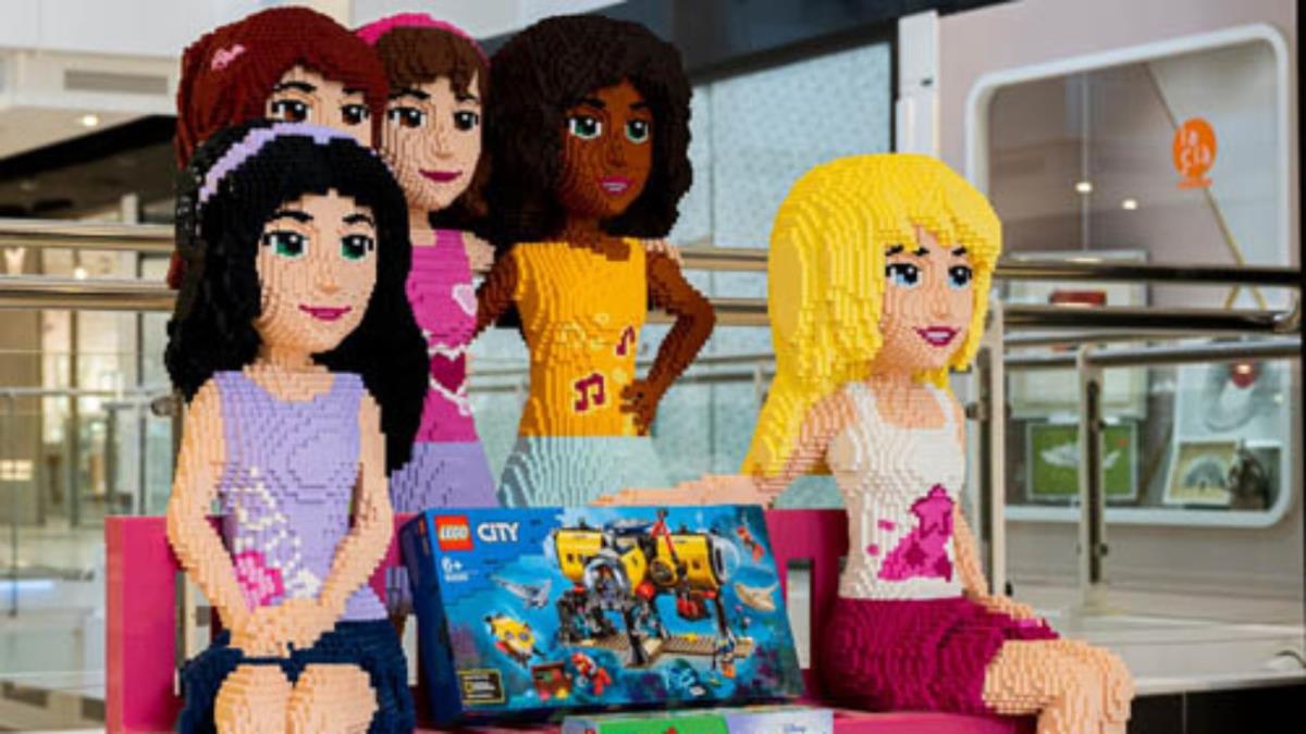 Se pueden ver construcciones de Lego de las sagas más famosas
