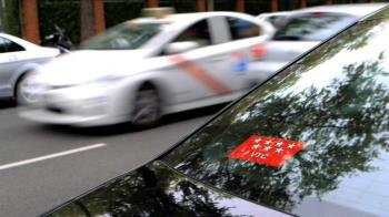 La Federación Profesional del Taxi de Madrid alega que muchas empresas están "incumpliendo la ley al no pasar las revisiones de forma anual"