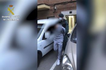 La Guardia Civil ha detenido a 4 persona por robar en 20 comercios, y a otras 6 personas por el robo en naves industriales de la zona este de Madrid