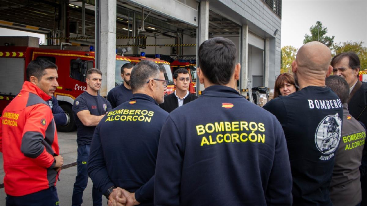 Subirán a su torre durante 24 horas seguidas para que ningún niño de la ciudad se quede sin su regalo en Navidad