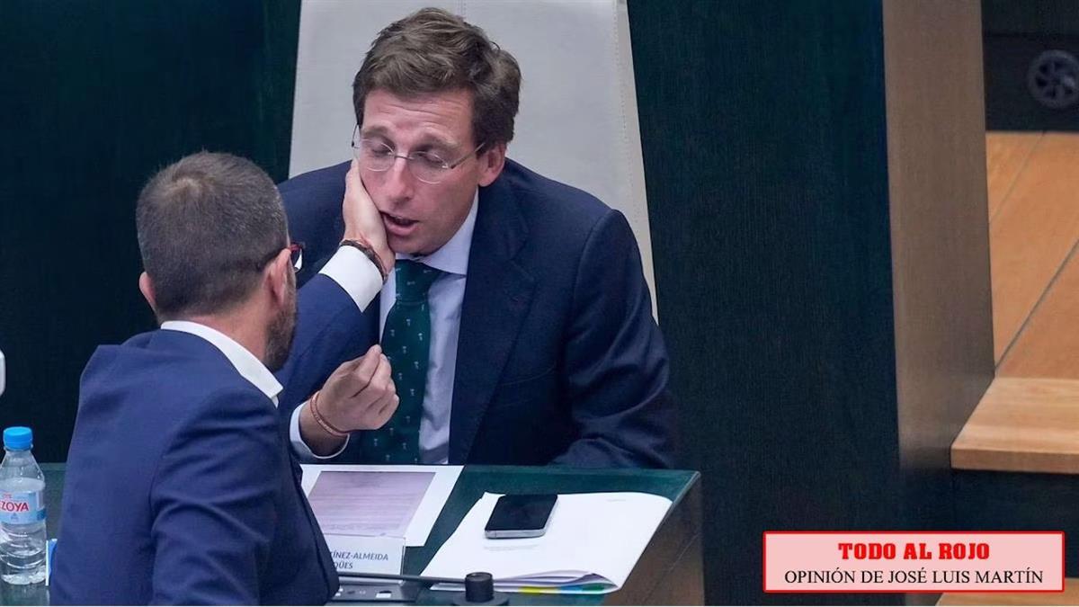 El PSOE de Madrid ha obligado a Daniel Viondi a entregar su acta de concejal