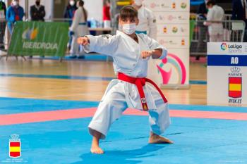 Lee toda la noticia 'La Liga Nacional de Karate hace parada en Leganés'