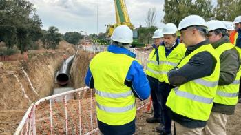Carlos Novillo ha visitado las obras que Canal de Isabel II está ejecutando en la localidad 
