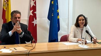 Reyes Maroto ha aprovechado el acto de campaña para reunirse con empresarios y comerciantes locales