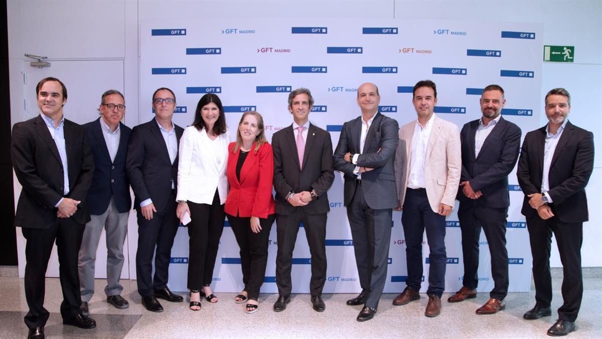 Contratará 150 profesionales en 2022 y fichará otros 300 en 2023