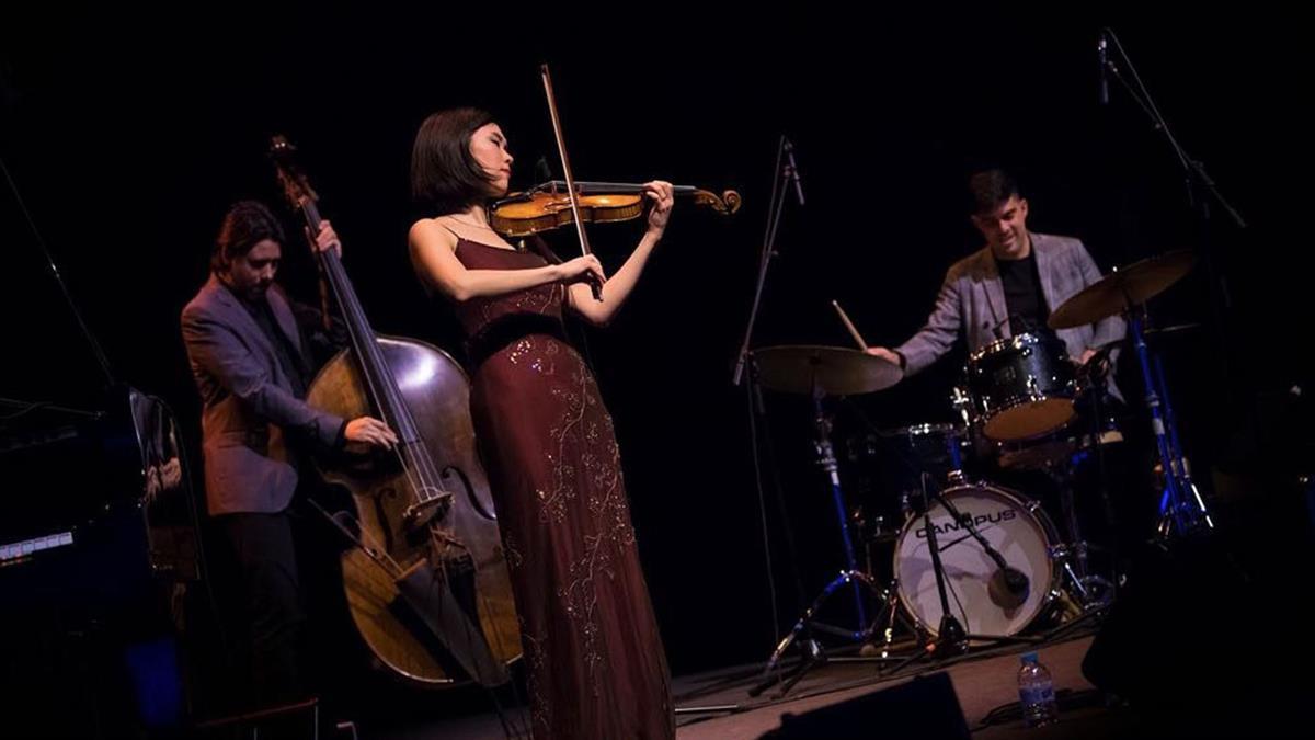 La artista realiza un tributo al famoso compositor