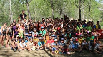 El grupo infantil y juvenil es altruista y busca una educación alternativa