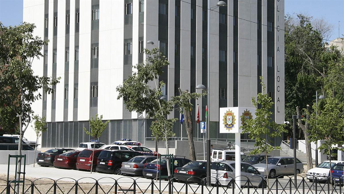 El individuo trató de huir y mostró gran oposición en su detención