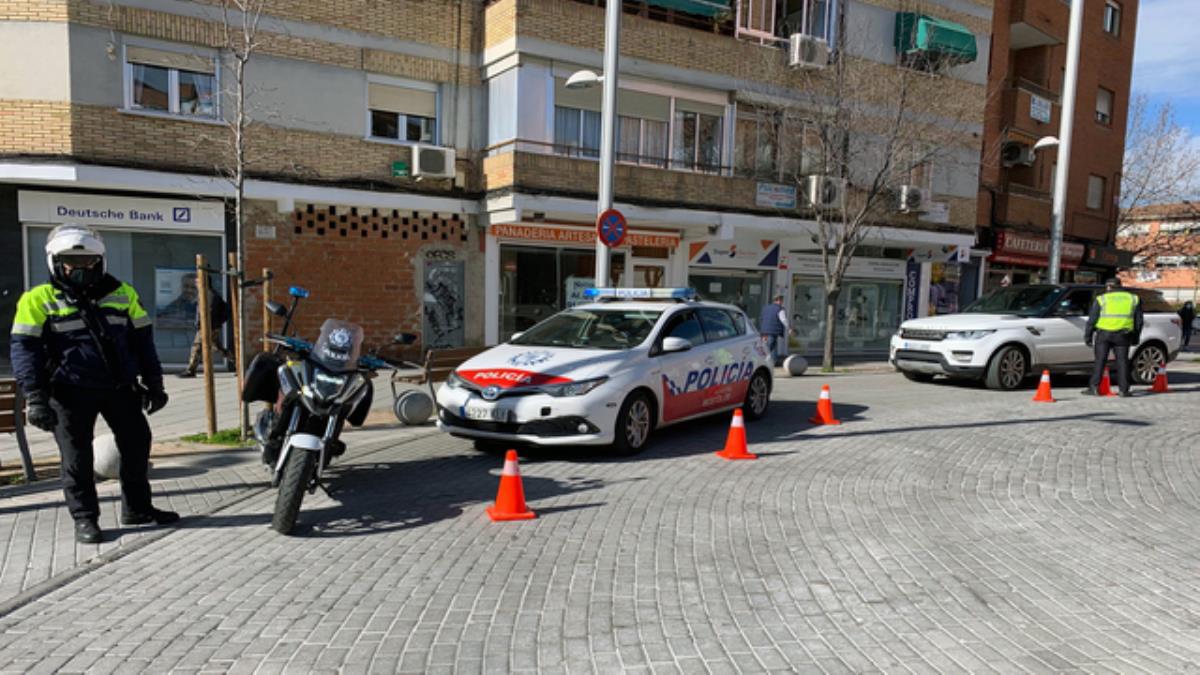 Actualmente se ha reforzado la vigilancia con el cierre perimetral de la localidad