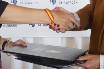 Lee toda la noticia 'La Policía Municipal y Nacional colaboran para proteger a las víctimas de violencia de género'