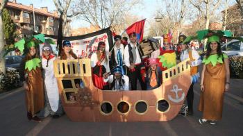 Cuenta con actividades para niños, jóvenes y mayores 