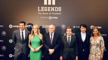 El alcalde de Madrid, José Luis Martínez-Almeida, ha participado en la presentación del nuevo museo ‘Legends, la casa del fútbol’ que abrirá en otoño