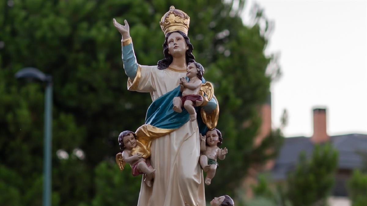 Vecinos y devotos se unieron en una jornada llena de fe, música y convivencia 