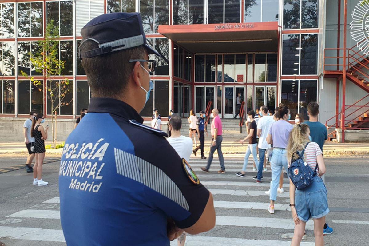 Se crea también un nuevo puesto de segundo jefe de la Policía Municipal