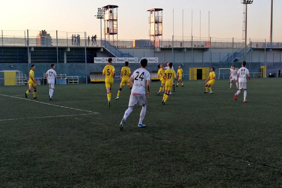 Los alcalaínos no consiguieron ninguna victoria, cosechando un empate y dos derrotas
