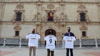 Todos los interesados en participar en el concurso podrán enviar sus diseños a terceraequipacion@rsdalcala.com o entregarlos en mano en las oficinas del club