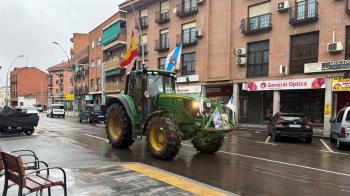 Los agricultores han organizado varias marchas con tractores que confluyen en el centro de Madrid para mostrar su desacuerdo con Mercosur y la PAC