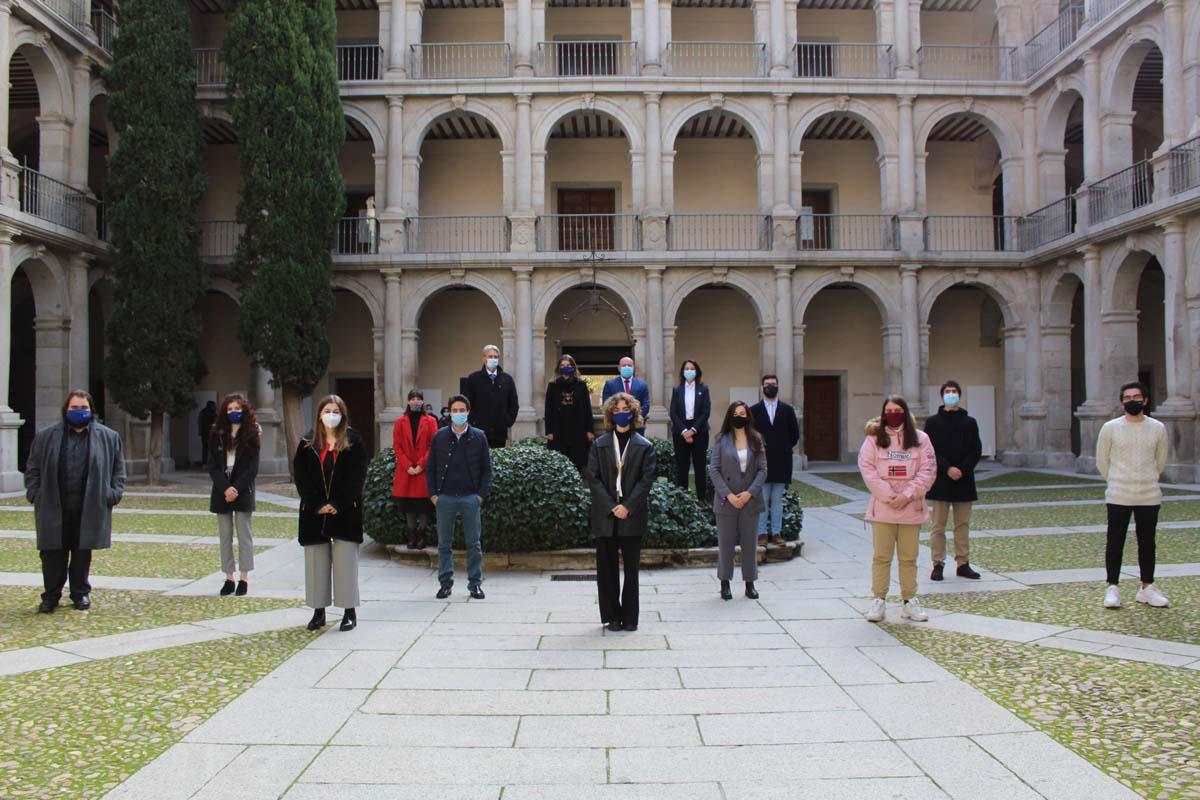 Ayer se celebró el acto de posesión de cargos en el Rectorado