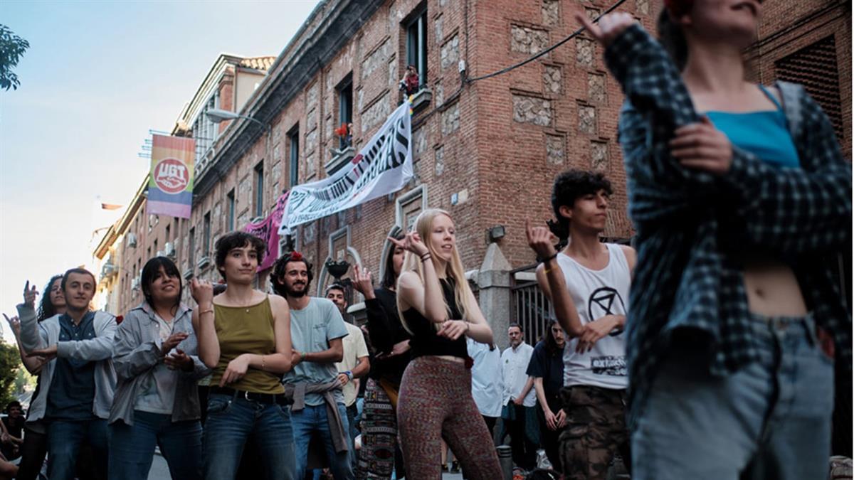 "Atentar contra los bienes que las trabajadoras y trabajadores han obtenido con su fuerza de trabajo no es de izquierdas", apuntan 