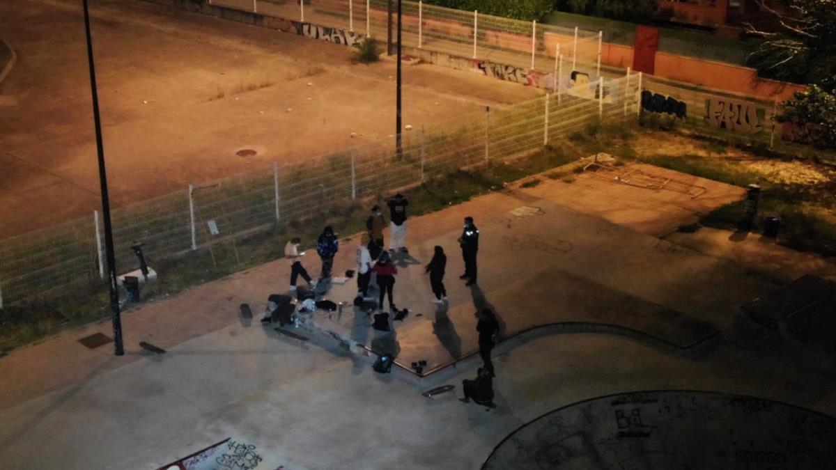Permitieron detectar a varios grupos de jóvenes consumiendo durante la noche