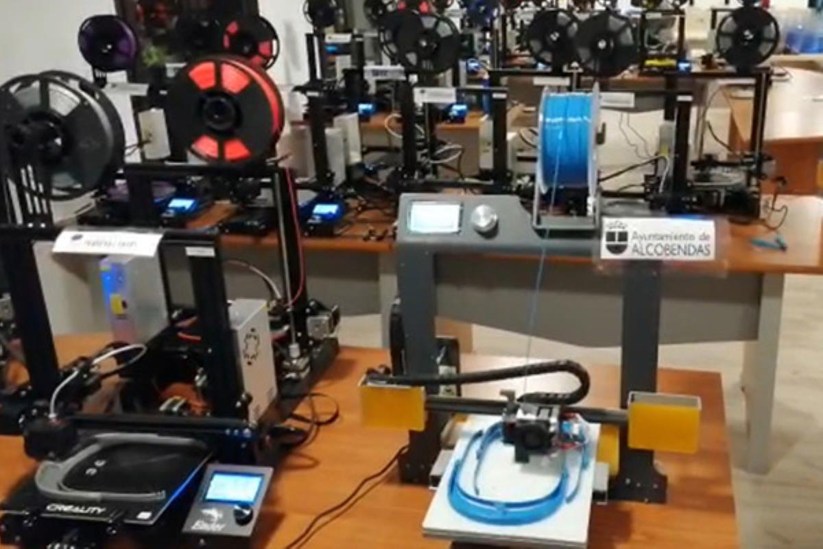 La empresa Grupo de Tecnología de Tráfico elabora centenares de estas cada día 
