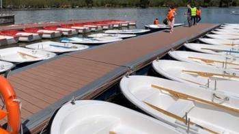 Loreto Sordo, concejala de Moncloa-Aravaca, ha visitado hoy este recinto que estrena barcas y es lugar esencial para los deportistas de remo y piragua