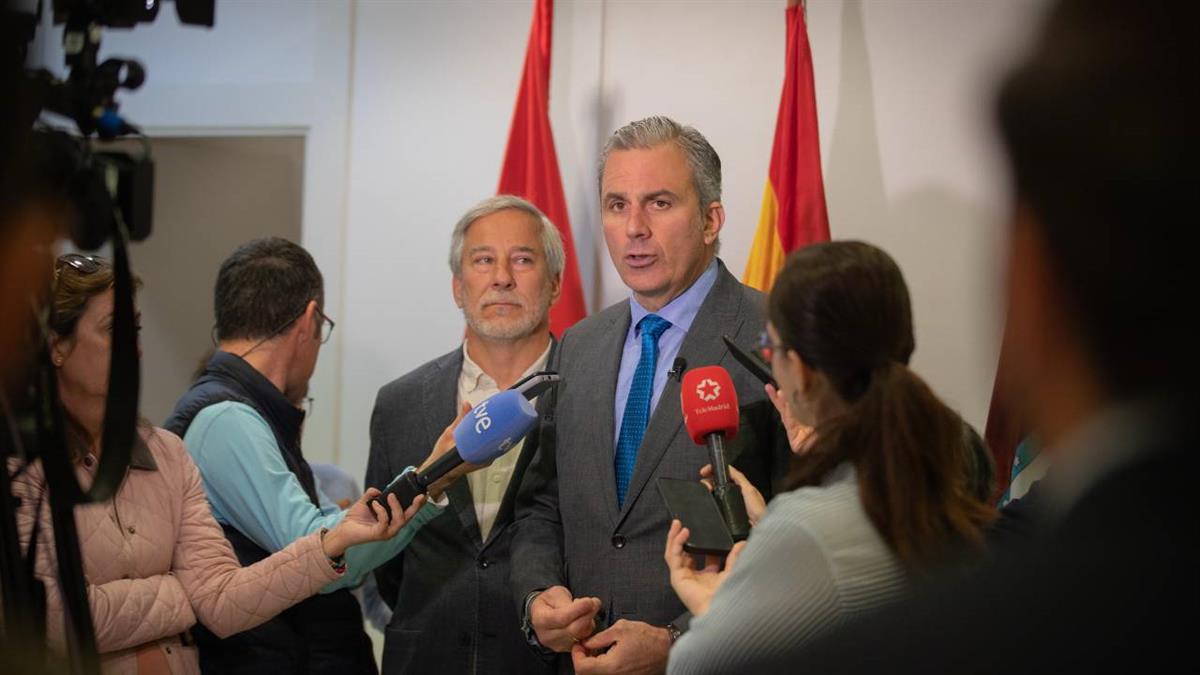 Ortega Smith considera que se tratan de temas de “absoluta actualidad e importancia”