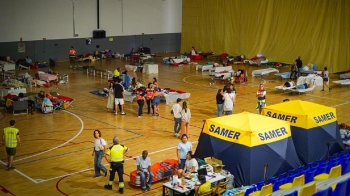 Policía Local, SAMER y Protección Civil siguen trabajando en coordinación para atender a estos vecinos desplazados