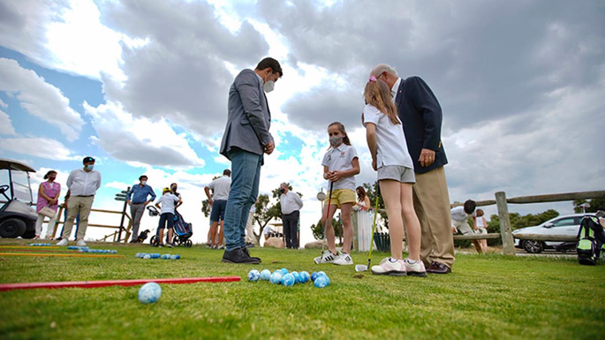 El consistorio ha firmado un convenio con Nuevo Club de Golf de Madrid