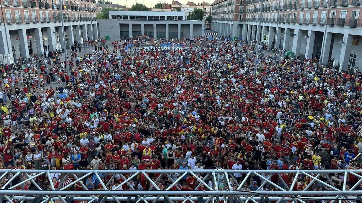 La Plaza Mayor acogerá este martes la retransmisión del partido de la semifinal del Mundial que nos enfrenta a Francia
