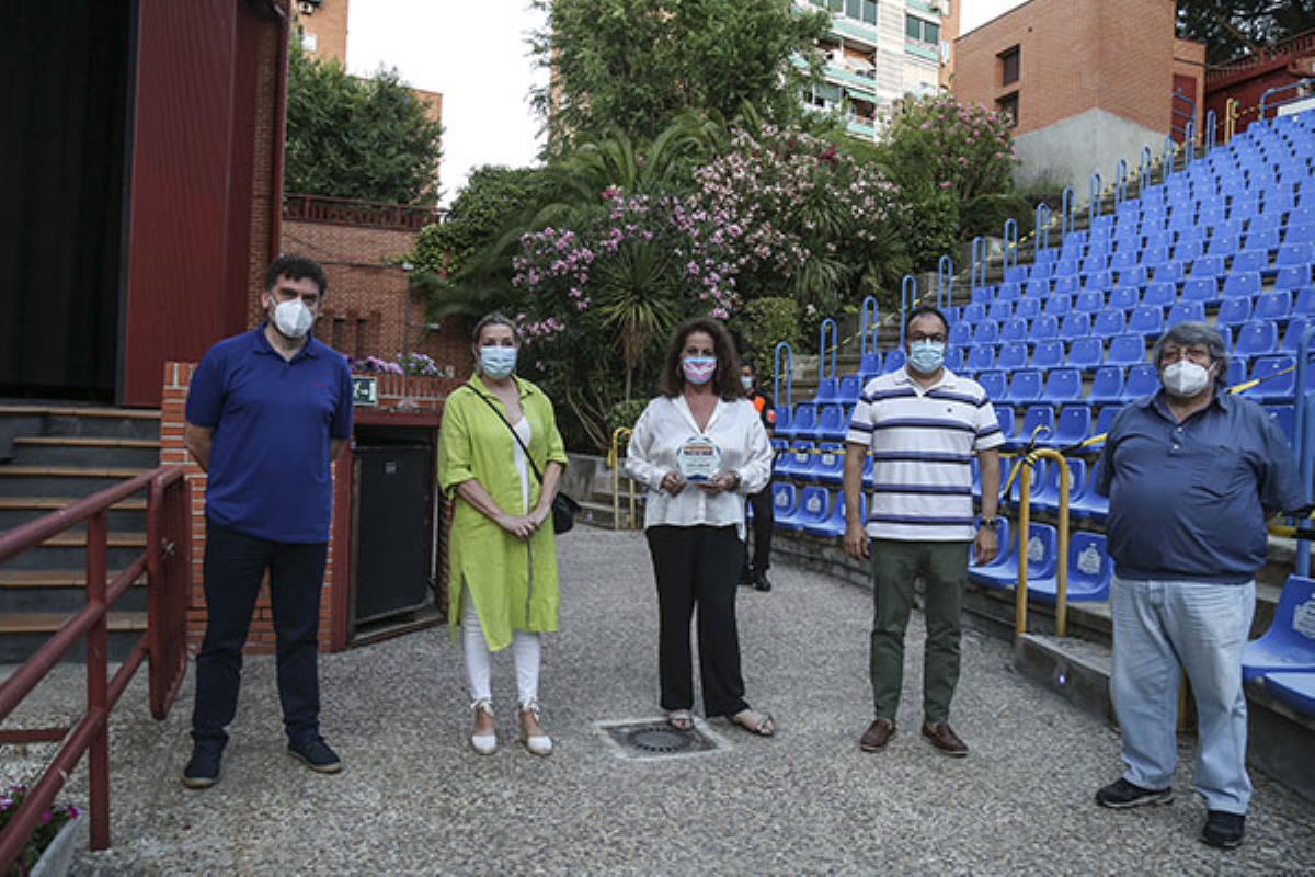 En el acto se entregó el I Premio Legaynés a la diputada del PSOE en la Asamblea de Madrid, Carla Antonelli