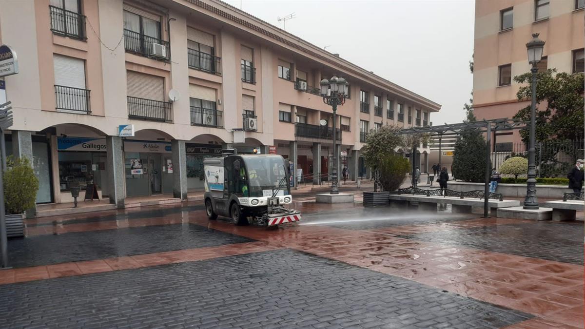 El Ayuntamiento ha comenzado una limpieza intensiva