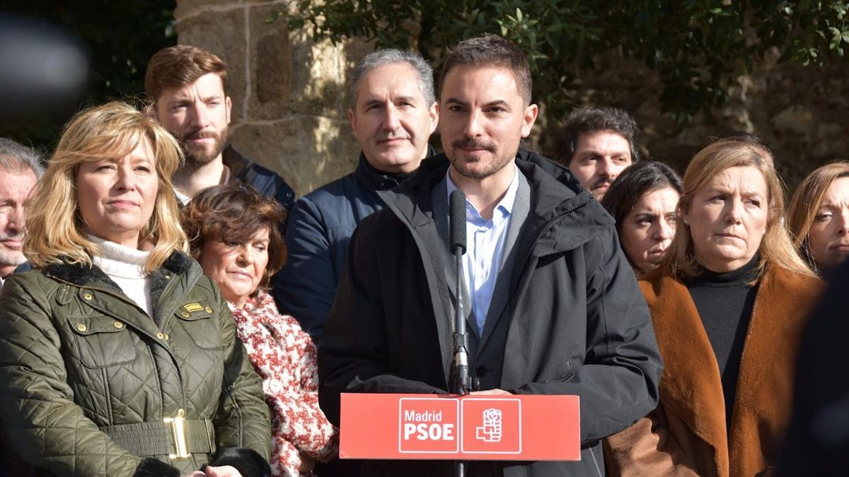 El portavoz socialista Juan Lobato ha destacado de su compañera de partido “su experiencia, solvencia en la gestión y la sensibilidad de conocer un Madrid que la acogió” 