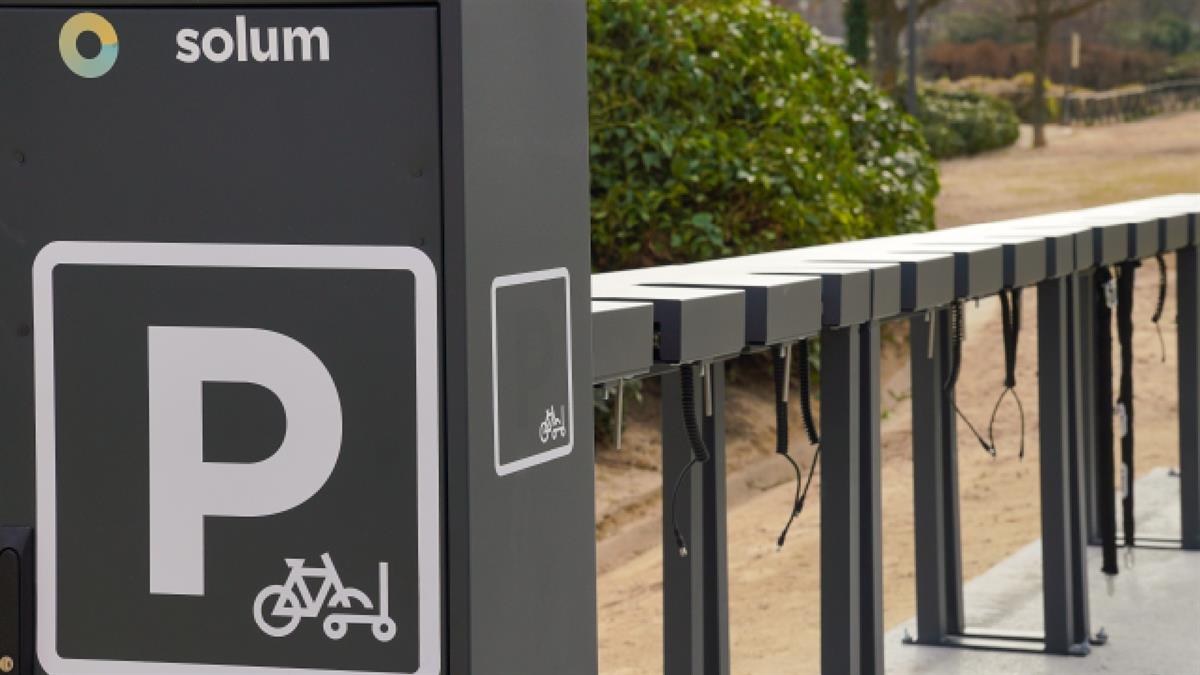 "Los roceños podrán recargar sus patinetes y bicicletas eléctricas de forma totalmente gratuita y sostenible" 