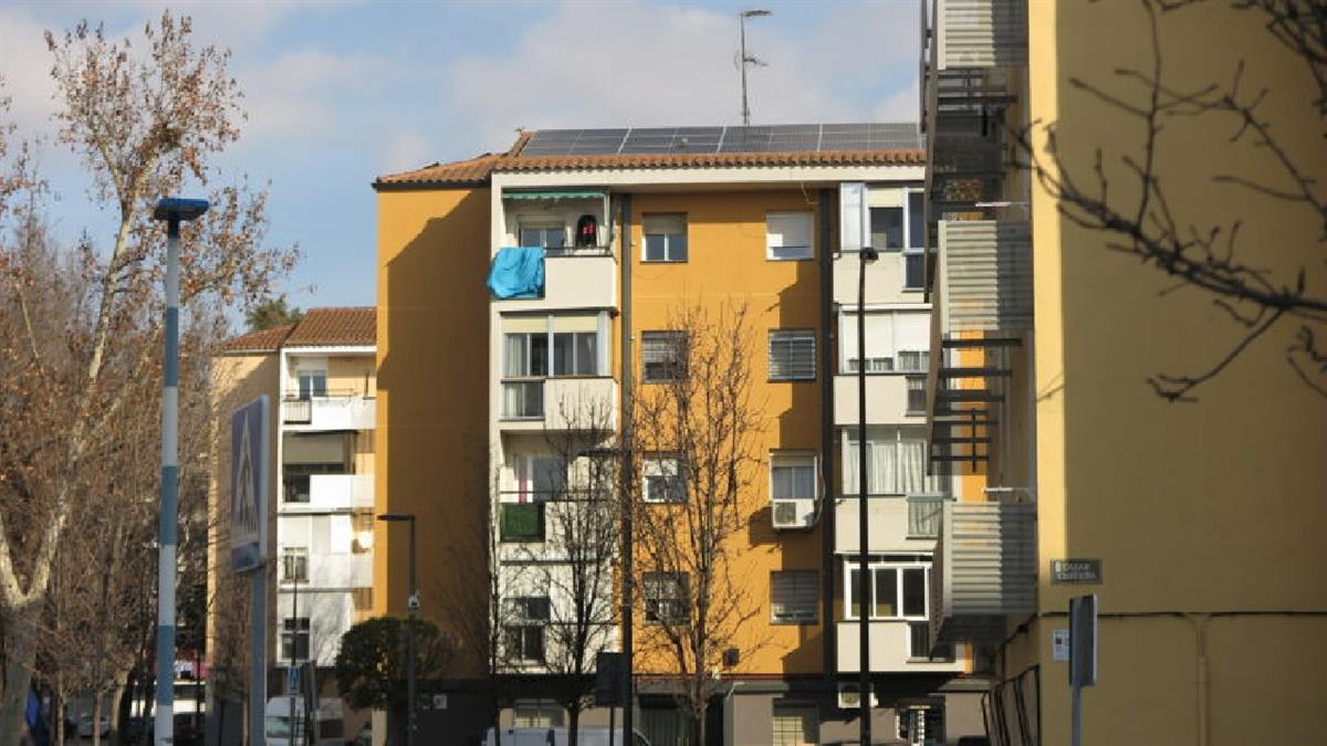 14 comunidades de vecinos están a la espera desde hace casi dos años para el cobro

