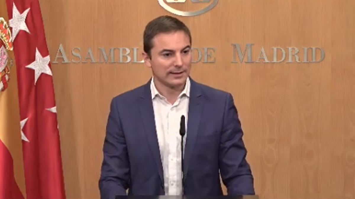 El portavoz del PSOE en la Asamblea habla de las propuestas que llevará su grupo al pleno de la semana que viene