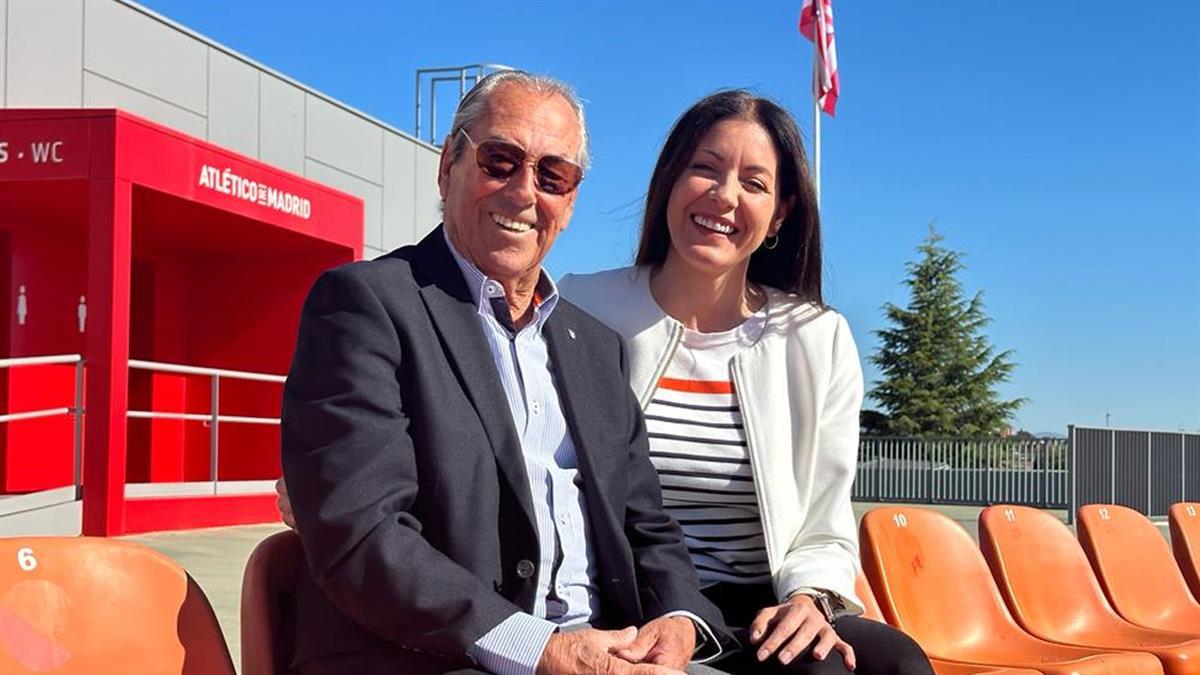 El histórico jugador del Atlético de Madrid se suma en el número 22 de forma simbólica y honorífica