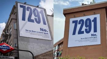 Más Madrid reparte estos carteles en varias calles y ante lo que denominan el "aniversario de los protocolos de la vergüenza"