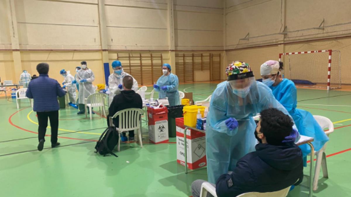 Las autoridades sanitarias insisten en la importancia de acudir a las pruebas