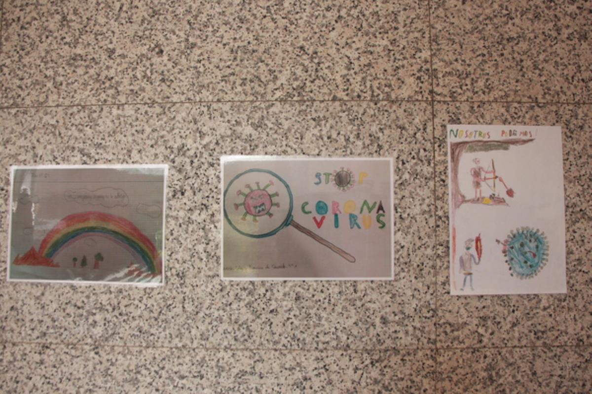 La exposición está compuesta por las creaciones de los niños y niñas del CEIP Francisco de Quevedo