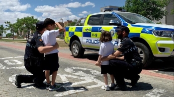 25 visitas de alumnos y alumnas de distintos centros educativos de Parla para conocer de cerca el trabajo de la Policía Local
