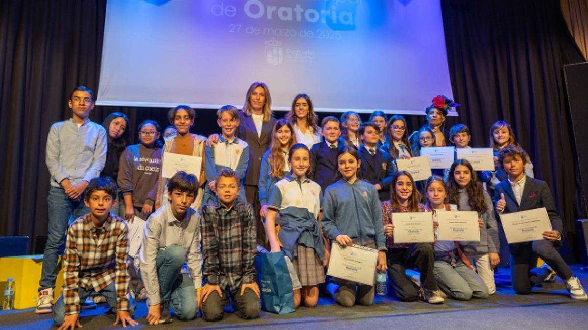 El I Torneo Municipal de Oratoria expone el talento de 24 alumnos de seis colegios del municipio 