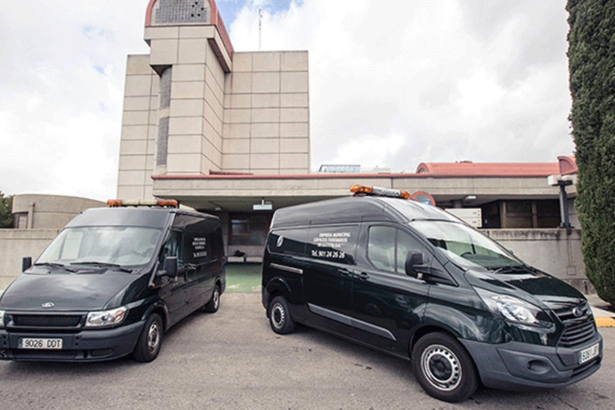 "Las empresas ya están haciendo acopio de féretros. Las previsiones son catastróficas”
